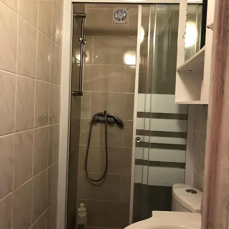 Privatunterkunft Casa - *