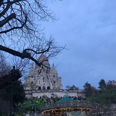 Casa - *