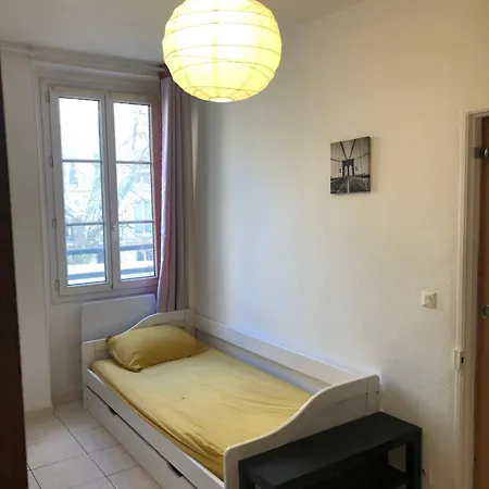 Casa - Parijs