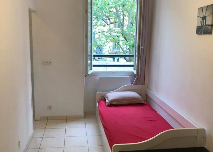 Casa - * Paris